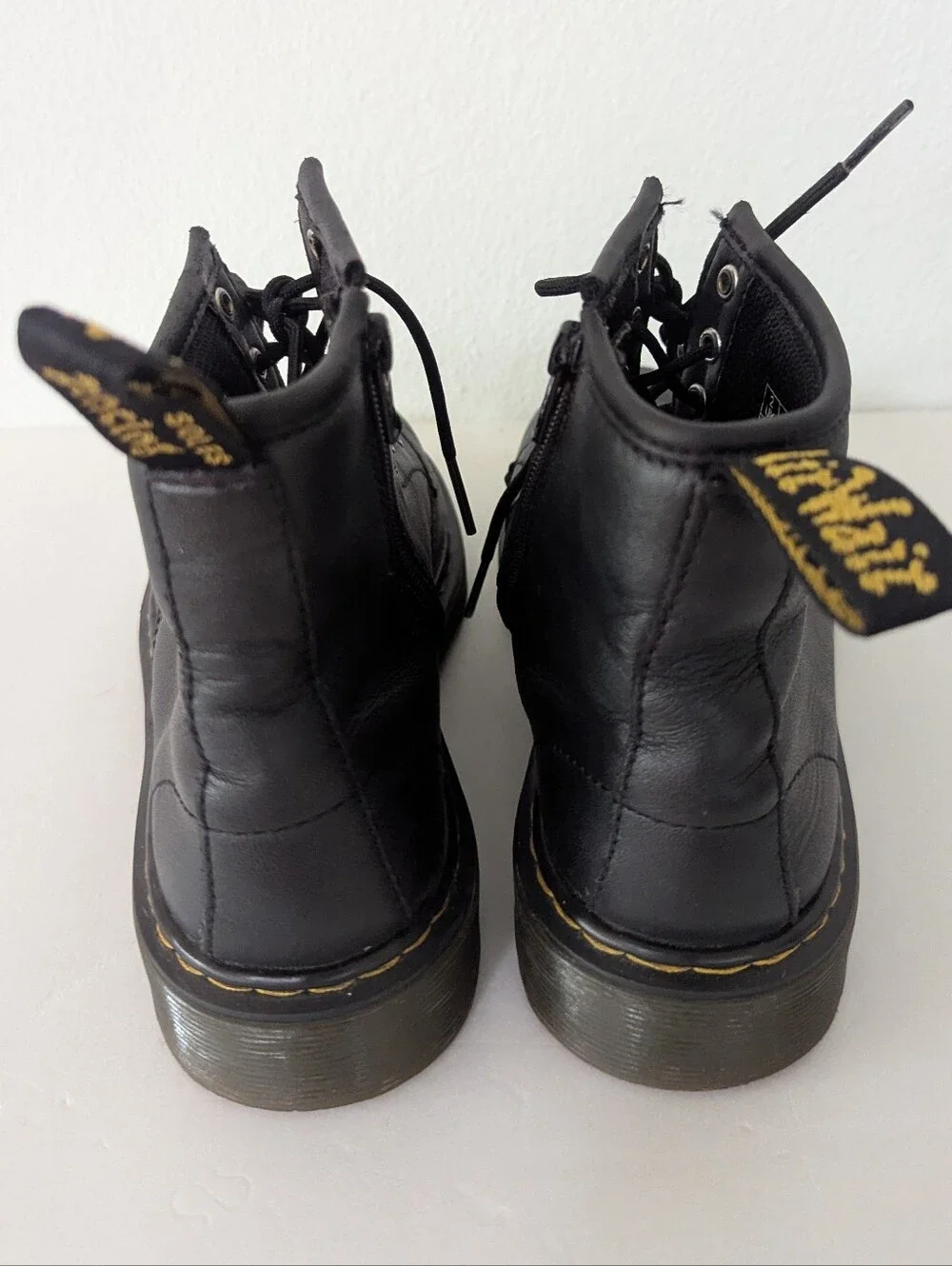 Dr. Martens 1460 Juniors Lace Up Boots Combat Black Size 3 US